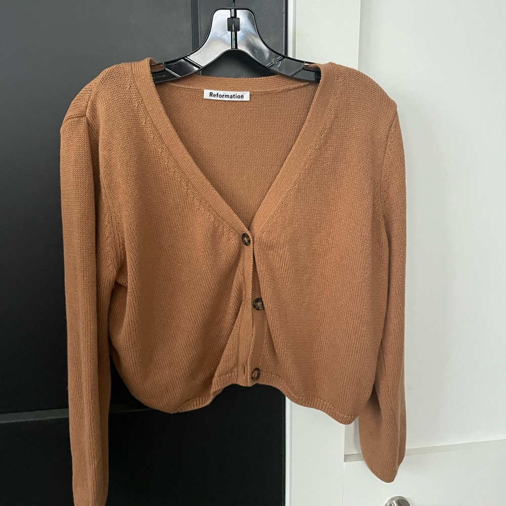 Perfect condition reformation cardigan